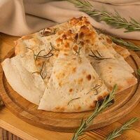 Фокачча с розмарином в Луиджи & Тосё