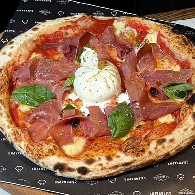 С прошутто и бурратой в Cheeseria по цене 1380 ₽