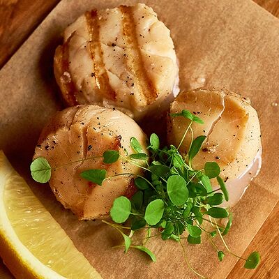 Гребешок на гриле в Chocolate по цене 900 ₽