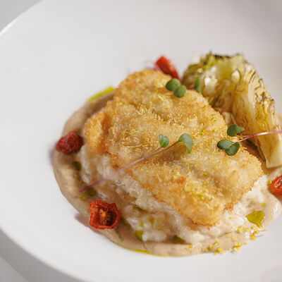 Судак в лаймовой корочке с ризотто и листом салата в Four по цене 1350 ₽