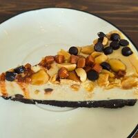 Чизкейк карамельный с арахисом в Симпл