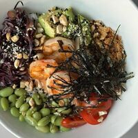 Поке с креветками су-вид в Camon Cafe