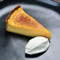 Тарт из маракуйи с ложкой деревенской сметаны в Муссон