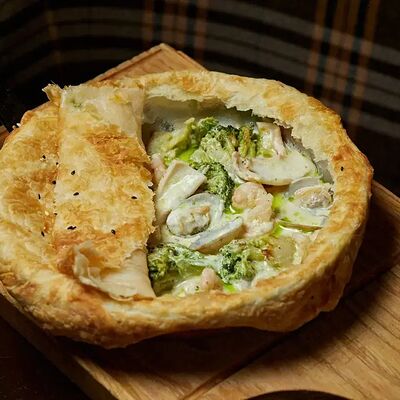 Ассорти из море продуктов в Chester по цене 825 ₽