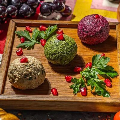 Ассорти пхали в Хачапури по цене 550 ₽