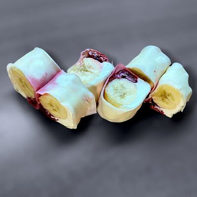 Сладкий спринг-ролл с вишней в Будь проще по цене 439 ₽