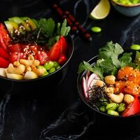 Поке с тунцом и лососем в Баклажан в ТЦ 