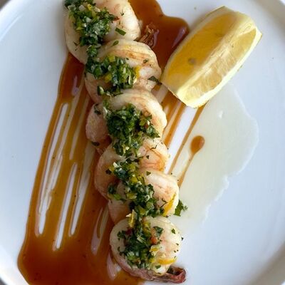 Креветки с соусом лемонграсс в Crystal по цене 950 ₽