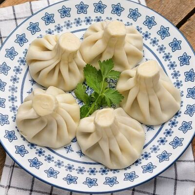 Хинкали Сырные с зеленью в Хинкали Пиросмани по цене 425 ₽