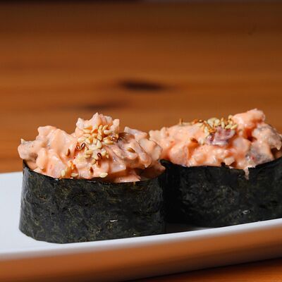 Гунканы с угрём в Sushi n Roll по цене 1190 ₸