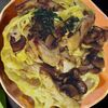 Паста Феттуччине с курицей и грибами в Кафе Мафия по цене 650