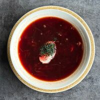 Борщ с курицей и сметанойв Vivant