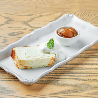 Творожная запеканка с абрикосами и ванилью в Онегин дача по цене 690 ₽