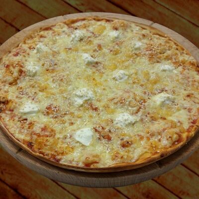 Пицца Сырная в Мате по цене 660 ₽