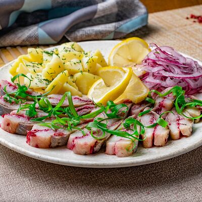 Сельдь по-мексикански в Бурито по цене 910 ₽