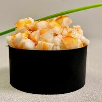 Гункан с креветкой в Mango