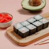 Классический ролл с крабомв TOTO ROLLS по цене 150