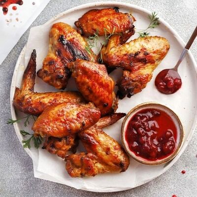 Шашлык из куриных крылышек в Кебаб-кафе по цене 265 ₽