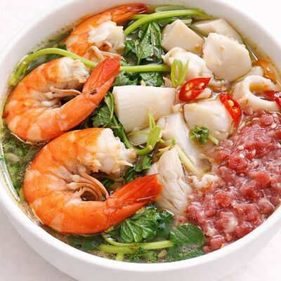 Суп Фо Хай Сан в Food Hanoi по цене 590 ₽