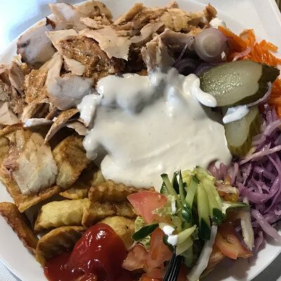 На тарелке МиксМакс в Миксмакс по цене 445 ₽