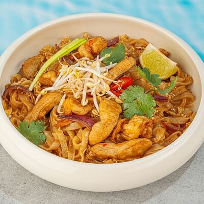 Май тай с курицей в Kirova street по цене 220 ₽