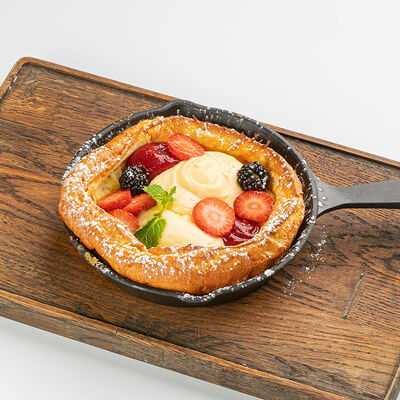 Панкейк, заварной крем, ягоды в Южанин по цене 79000 сум