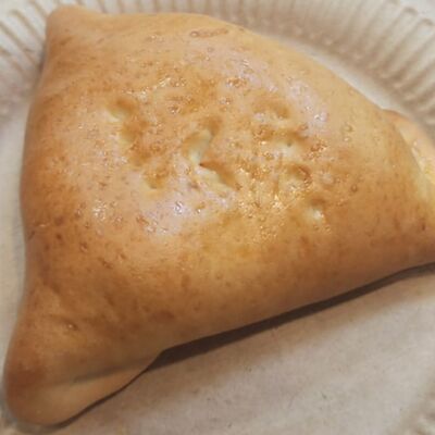 Пирожки с капустой и грибами в Кондитерская-пекарня Смайлик по цене 55 ₽