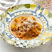 Феттуччине с рубленым мясным рагу в Osteria Dolce