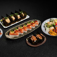 Логотип Self Edge Japanese