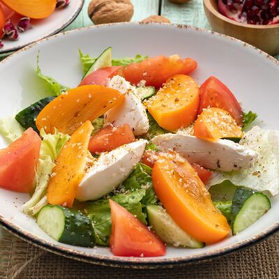 Салат с хурмой и сливочным сыром в Кавказ по цене 330