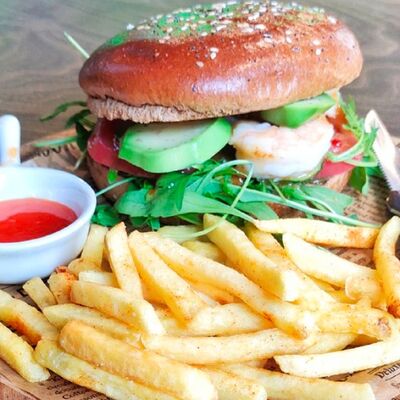 Бургер с креветкой в Сидрерия Батя по цене 640 ₽