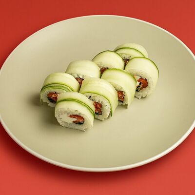 Грин Ролл с Лососем в SushiMe по цене 609 ₽