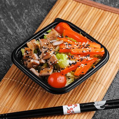 Салат с острой свининой в Лапшичная по цене 350 ₽