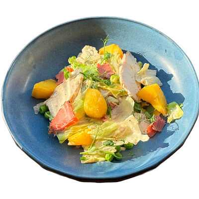 Цезарь по-провански в Garage по цене 620 ₽