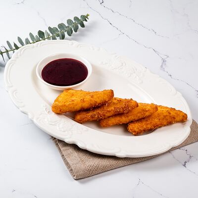 Жареный сулугуни с ягодным соусом в Ресторан Батони по цене 460 ₽