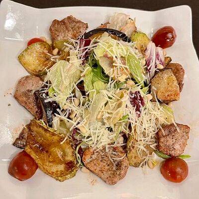 Теплый салат в Чито-гврито по цене 520 ₽