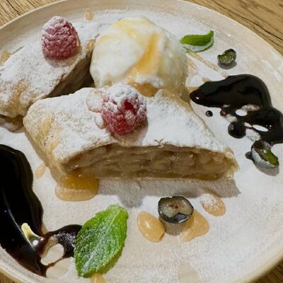 Штрудель яблочныйв ШефМалина по цене 520 ₽