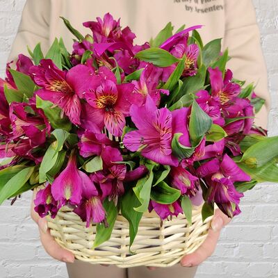 Букет из альстромерии #39 в Arsentev Flowers по цене 3750 ₽