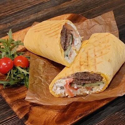 Твистер с курицей в Сушико по цене 450 ₽