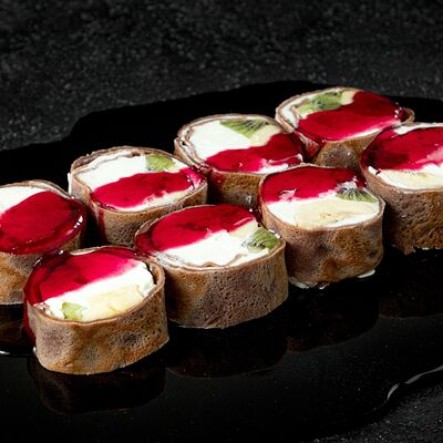 Сладкий ролл в Ем с Матрёшкой по цене 620 ₽