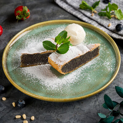 Маковый штрудель в Авокадо по цене 625 ₽