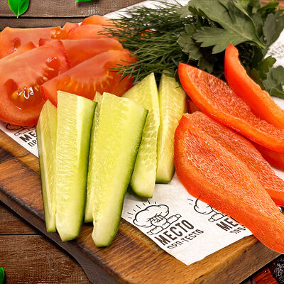 Овощи свежие в Место Про Тесто по цене 385 ₽