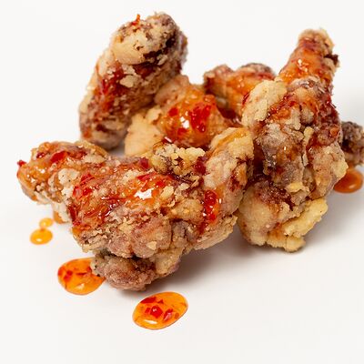 Куриные крылышки в кисло-сладком соусе чили в Суши-маркет Кухня Солнца по цене 290