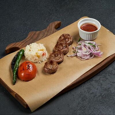 Шашлык Рулетв Чайхонa бapaкaт по цене 690 ₽