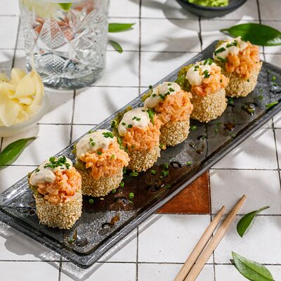 Ролл с креветкой и кремом из авокадо в ЛарисуВаннуХочу по цене 560