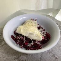 Свекла с чесноком, майонезом и сыром в Семейная кулинария