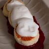 Сырники из фермерского творога с домашним малиновым джемом в Эрме Кофейня-кондитерская по цене 700