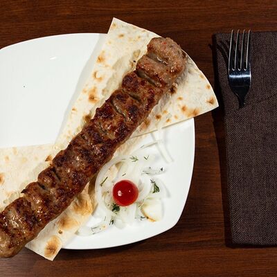 Люля-кебаб в Kebab King Halal по цене 300 ₽