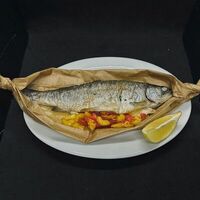 Запеченная форель с овощами в Кафе сон у моря