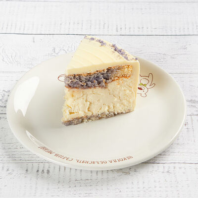 Торт лавандовый 1/6 в АндерСон по цене 520 ₽